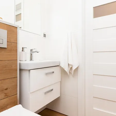 Lejlighed Bright Nevada With Balcony In By Renters *